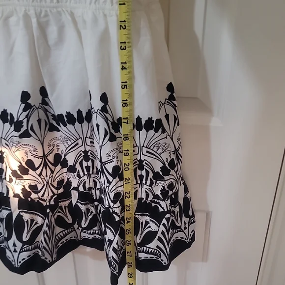 Anthropologie Monochrome Floral Dress - Picture 6 of 11